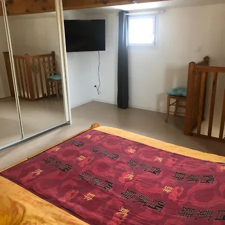 Beau Et Vaste 3 Pieces Avec Piscine Apartment *