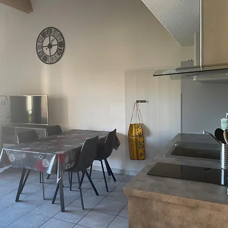 Apartment Beau Et Vaste 3 Pieces Avec Piscine *