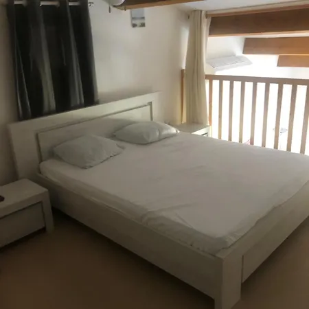 Apartment Beau Et Vaste 3 Pieces Avec Piscine Agde