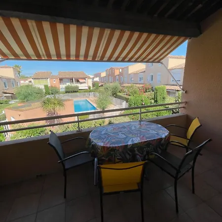 Beau Et Vaste 3 Pieces Avec Piscine Agde